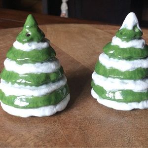 Vintage Small Christmas Tree Salt & Pepper Shakers